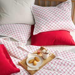 Embroidered Diamond Double Voile Quilt