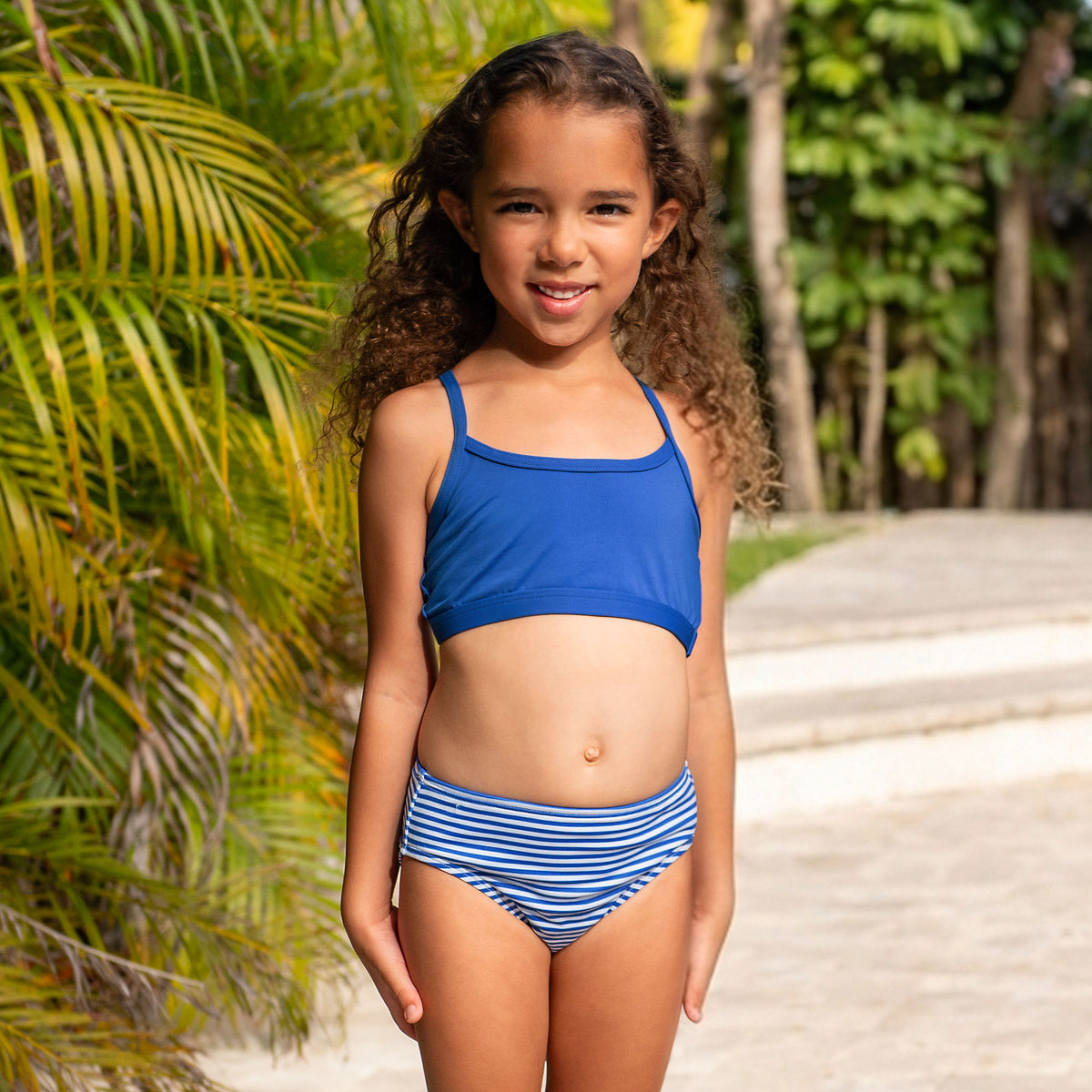 Girls Chlorine Resistant Short Sleeve Rash Guard 3 Piece Swimsuit Set