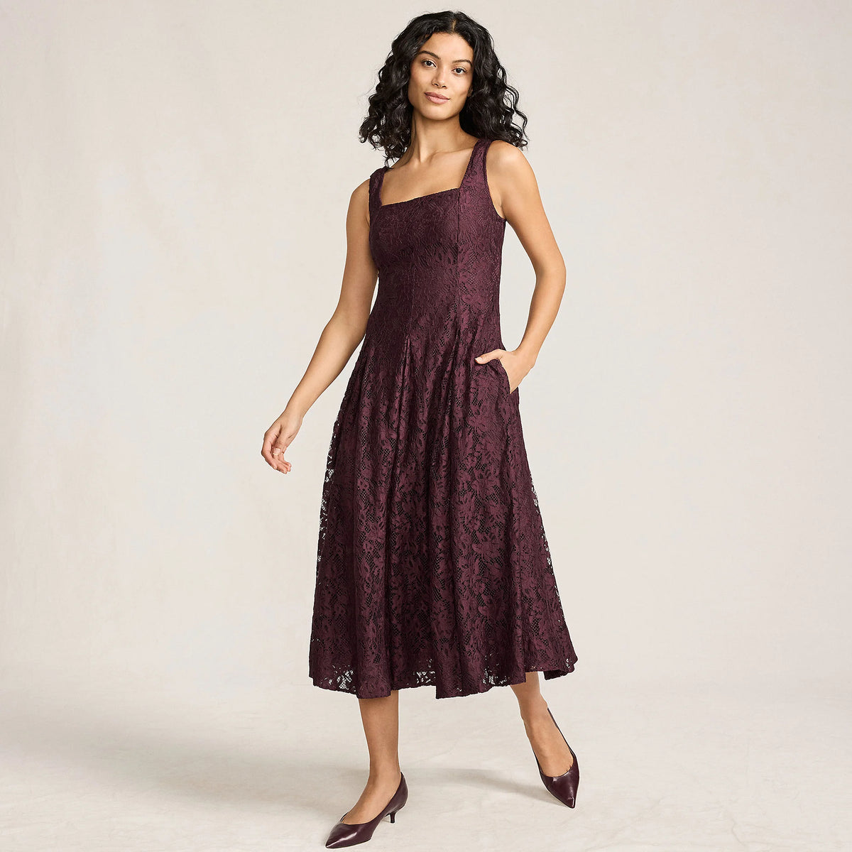 Women's Lace Pleated Square Neck Midi Dress