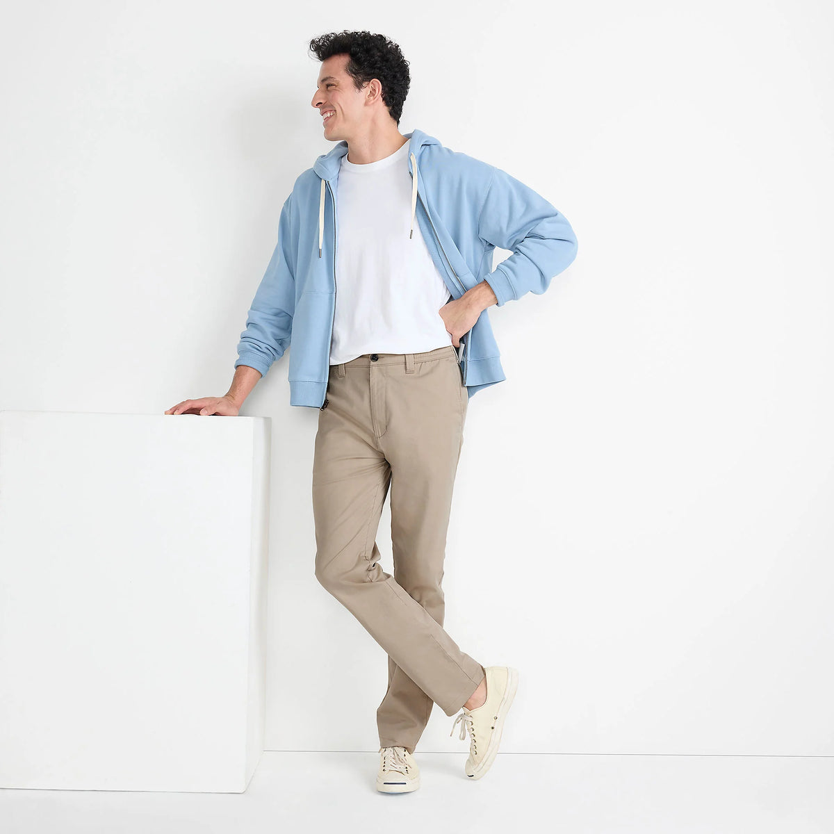 Men's Lightweight Relaxed Tapered Pants