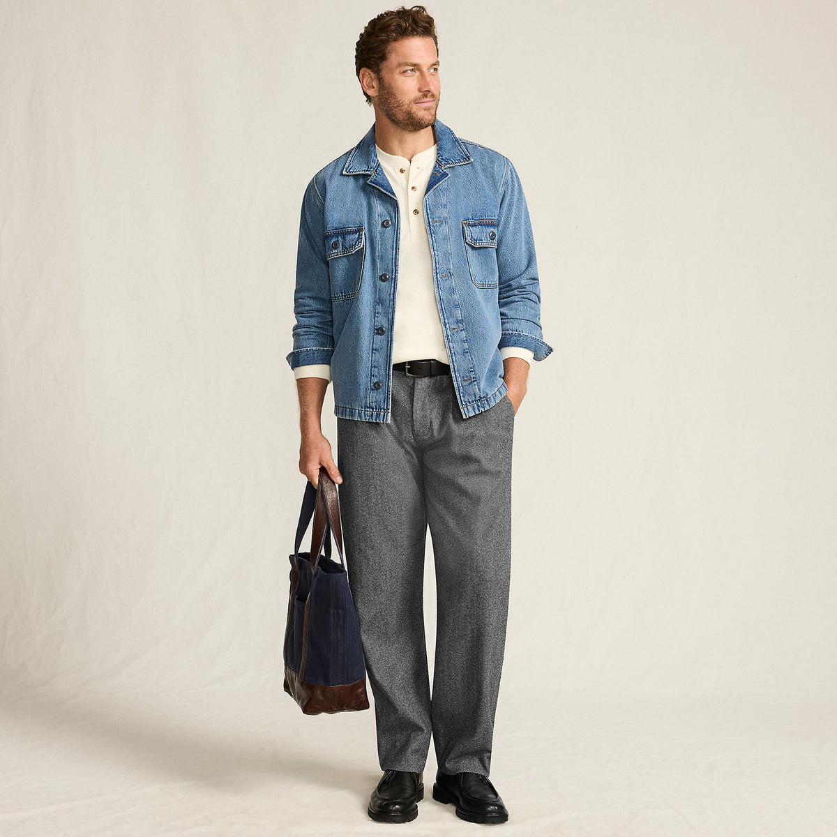 Men's Relaxed Fit Pleated Dress Pants